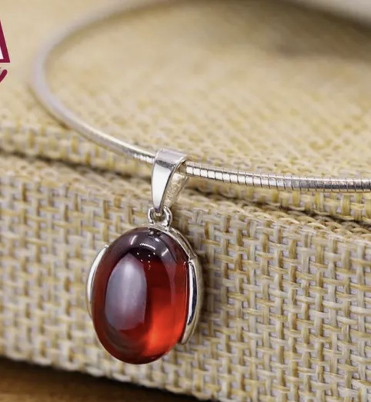 925 Sterling silver AUTHENTIC Garnet Pendant [PEN88]