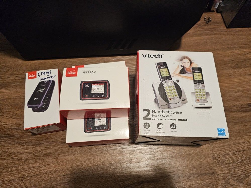 Lot of Verizon Electronics - Untested (New and Used)