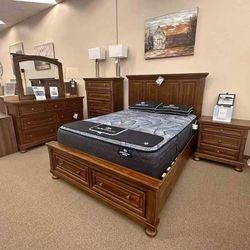 Flynnter Queen Storage Panel Bed / Dresser / Mirror / Nightstand/❤️4 Piece Queen Bedroom Set 🌲$10 Down Payment Finance 👍🏼New 