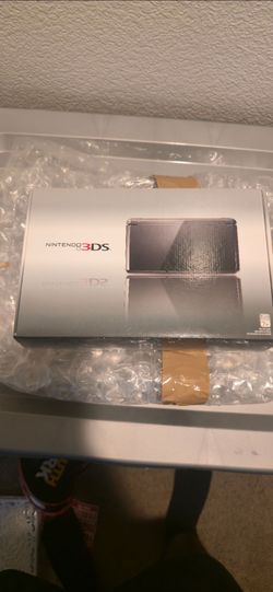 Brand new Sealed 3ds cosmos black