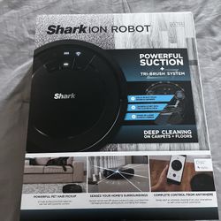 Shark Ion Robot Vacuum Cleaner