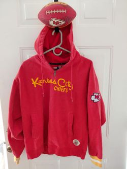 EXTREMELY RARE KANSAS CITY CHEIFS GRIDIRON NFL CLASSIC HOODIE MEDIUM WITH FREE FOOTBALL!