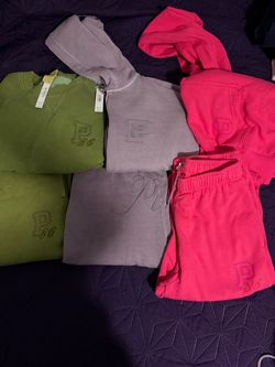 Victoria secret sets small