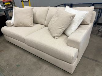 JONATHAN LOUIS Dustin 3 Seat Sofa in Delray Sand