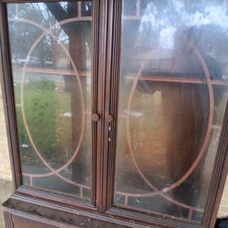 GOOD , TAKEN CARE OF 1947 High End ,China Cabinet 