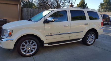 2008 Chrysler Aspen Limited HEMI V8 – 120,000 Miles – $6,300 OBO