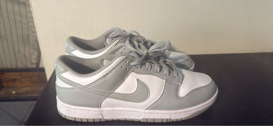 Nike dunk low grey fog size 10 and a half