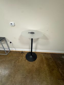 Round glass-top LED cocktail table