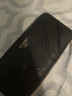 Guess Wallet 