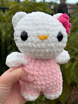 Crochet Hello Kitty plushie 🎀 handmade 🎀