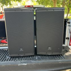 JBL EON 612 Powered Speakers