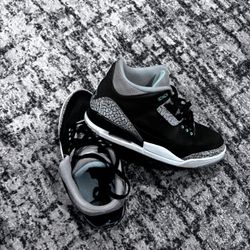 Jordan Retro Green Glow