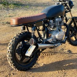 Scrambler / Cafe Build Builds 