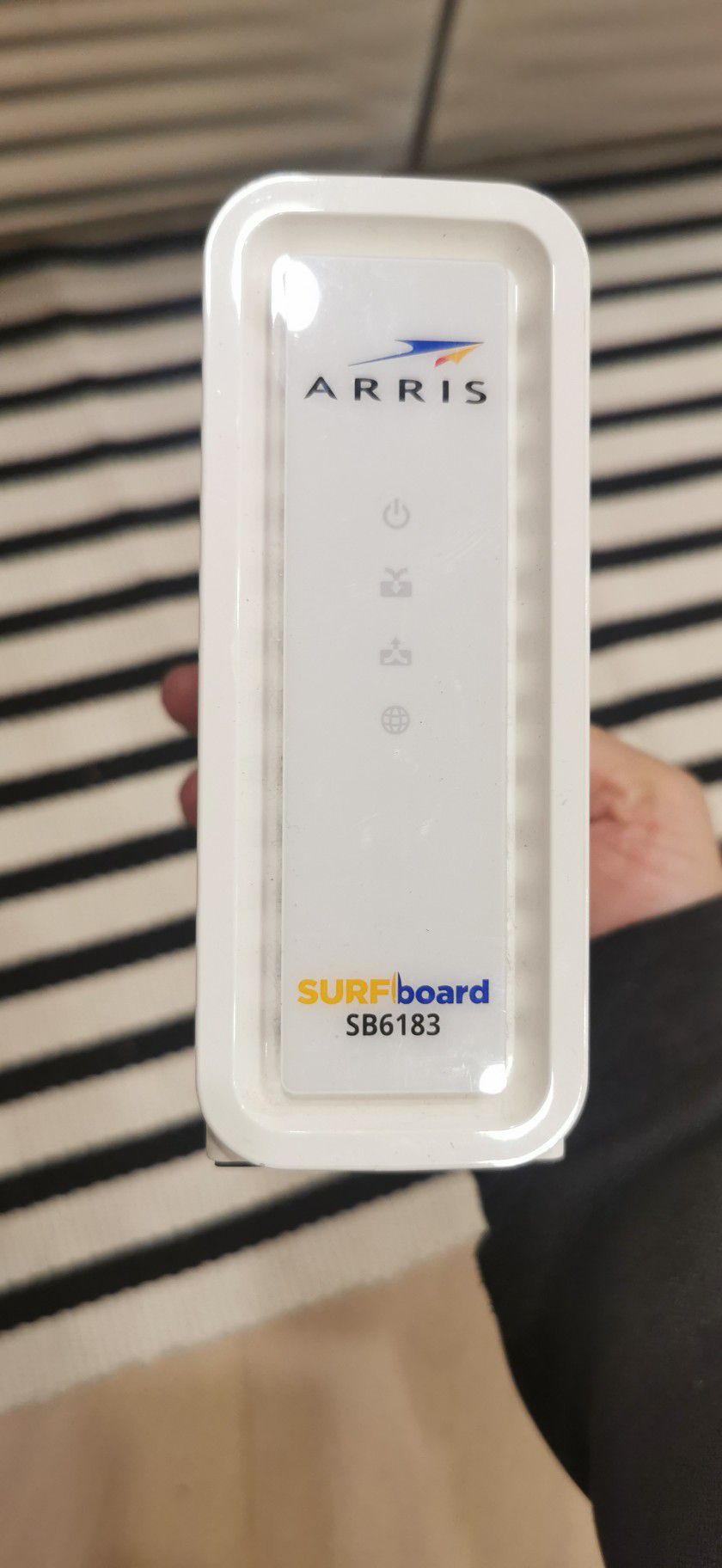ARRIS Surfboard SB6183 cable modem

