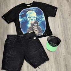 T SHIRT HAT AND JEANS 120$ Everything TODO 120$ 