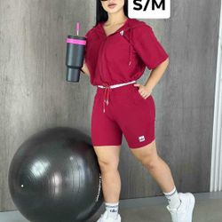 New Women’s 3 Piece Set Size S/M