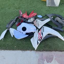 2016 Yamaha R3 Plastics 