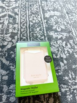 Kate Spade New York Morgan Magnetic Magsafe Phone Wallet light pink WITH TAGS