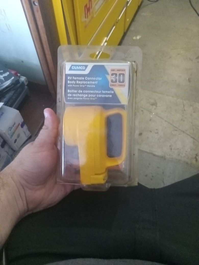 Rv 30 Amp Female Connector