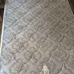 Full Size Mattress 