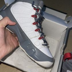FIRE RED JORDAN 5s