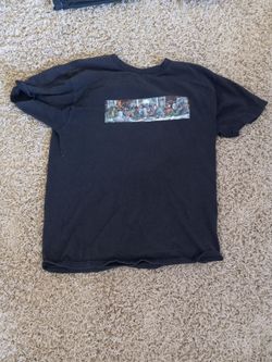 Graphic tee