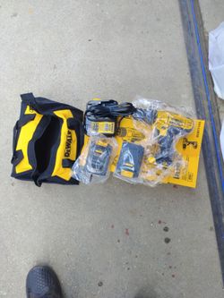 DeWalt Compact drill