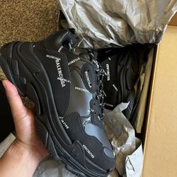 Balenciaga Triple S Size 11