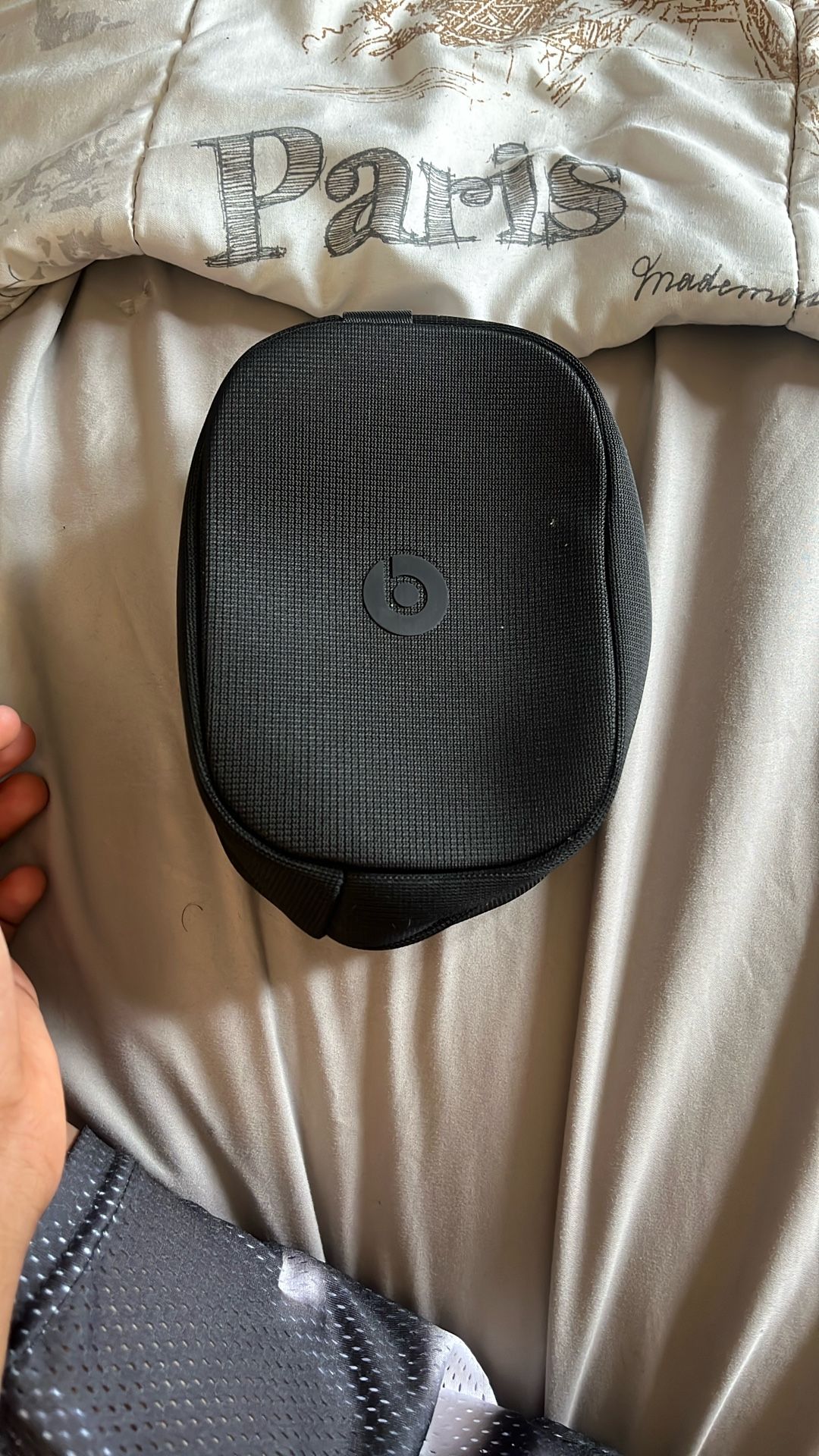 Beats Solo 4 Case(with usb-c &headphone jack)