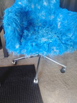 Chair - fluffy blue chair - blue chair