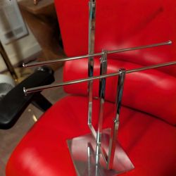 Adjustable Tie Display - Retails For $126