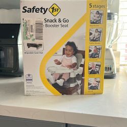 5 In 1 Sit , Snack & Go Convertible Booster Seat