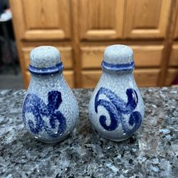Vintage 1970's German Westerwald Stoneware Blue and Grey Pair Of Salt And Pepper Shakers.  Preowned 