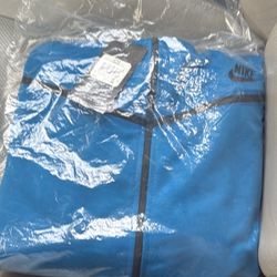 Nike Tech Size 2x And 3x