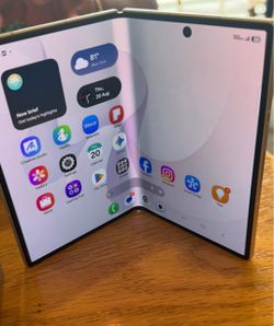 SAMSUNG FOLD 8 FACTORY UNLOCKED