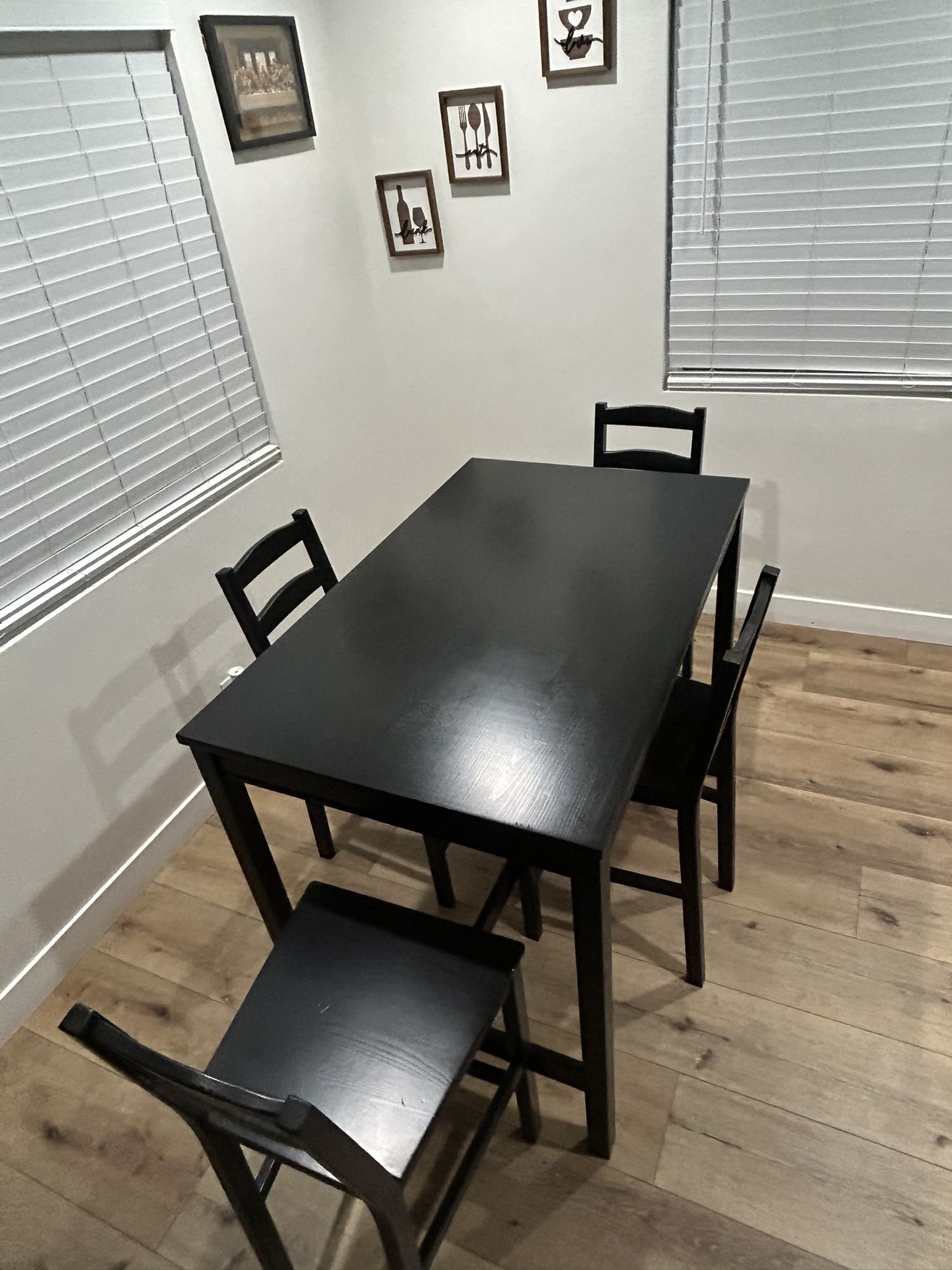 Table /mesa