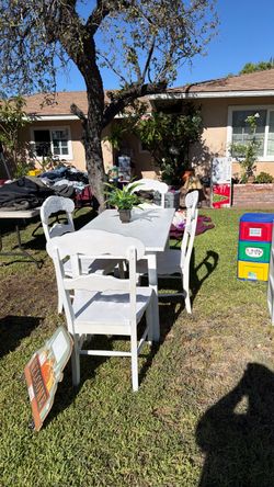 White Wood Dining Table with Chairs