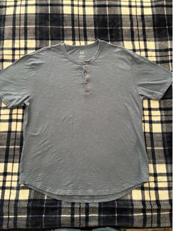 Men’s Henley T-Shirt - New Size Large