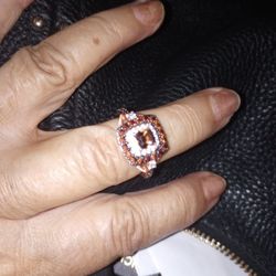 Rose Gold Ring Brown Stones