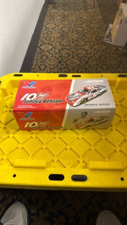 ACTION 2001 1/24 #10 VALVOLINE "JAMES DEAN" PONTIAC GP JOHNNY BENSON