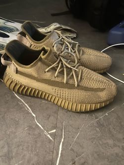 Yeezy size 11