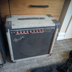 Fender m80 amp