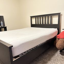 Full Size Bed w/ Bed frame