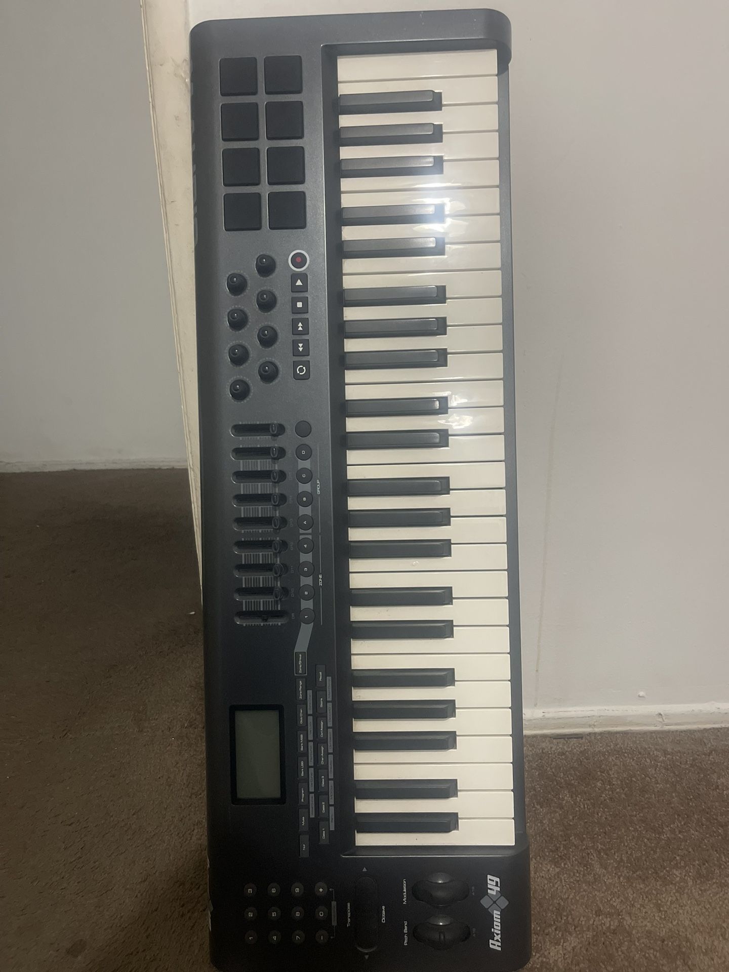 M-Audio Axiom 49 MIDI controller