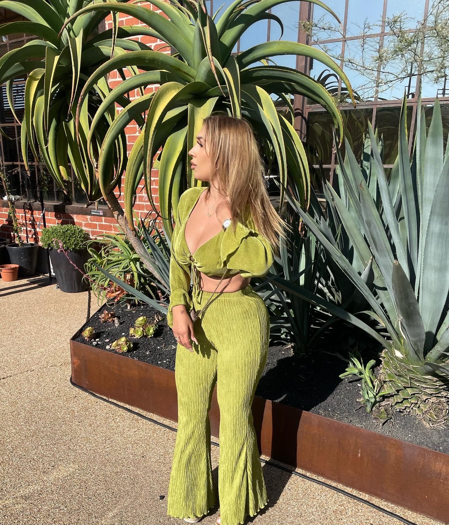 Sexy Lime Green Set for Sale in Claremont, CA OfferUp