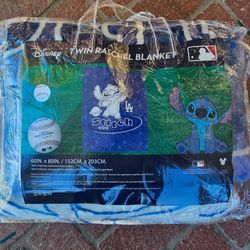 TWIN SIZE L.A STITCH BLANKET