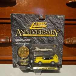 2000 Johnny Lightning 30th Anniversary 1970 Plymouth Superbird