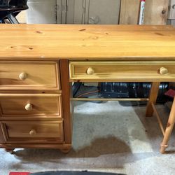 Student Desk