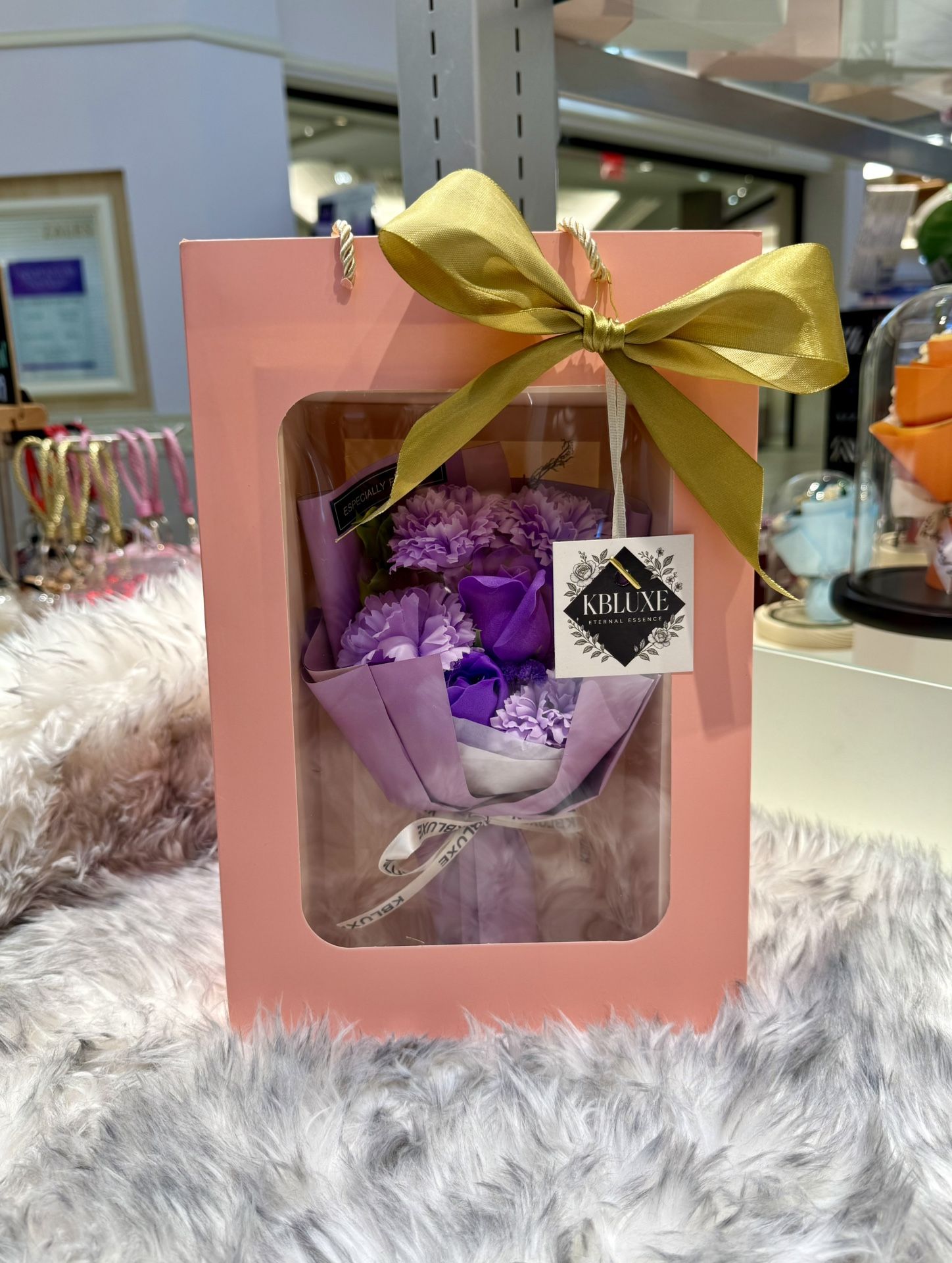 Scented Soap Flower Bouquet β Ready to Gift Beautiful, long-lasting, and wonderfully fragrant, this Soap Flower Bouquet looks like real blooms and sm