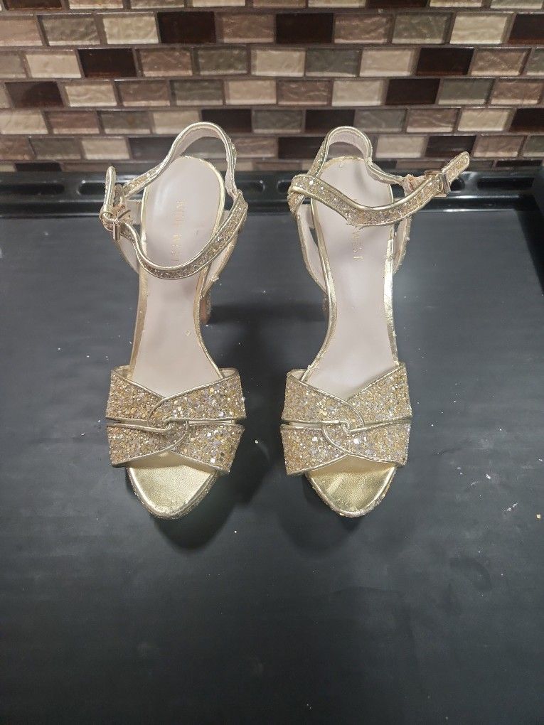 NINE WEST Hotlist Gold Glitter Size 8